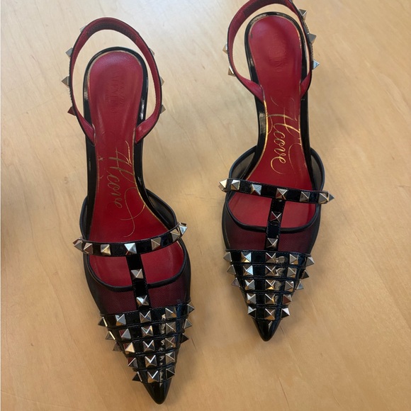 Valentino Garavani Shoes - Valentino Garavani slingback pumps